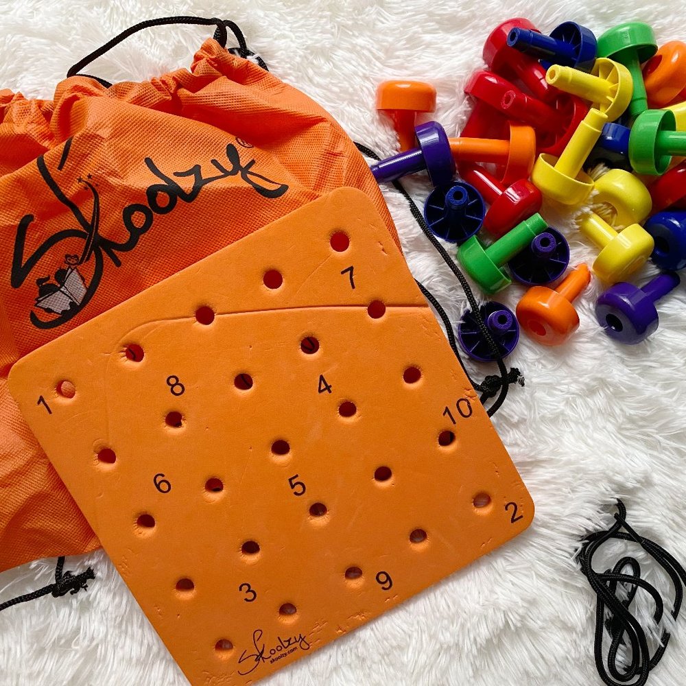 Skoolzy Peg Board Set. Montessori Color Sorting